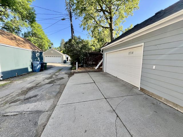 2714 McKinley Street NE, Minneapolis, MN 55418