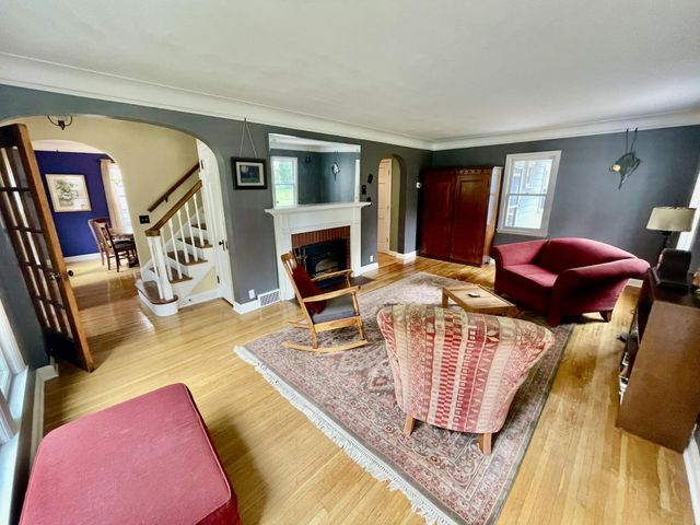 2714 McKinley Street NE, Minneapolis, MN 55418