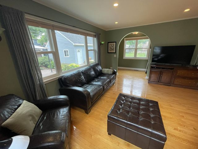 2714 McKinley Street NE, Minneapolis, MN 55418