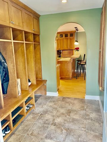 2714 McKinley Street NE, Minneapolis, MN 55418