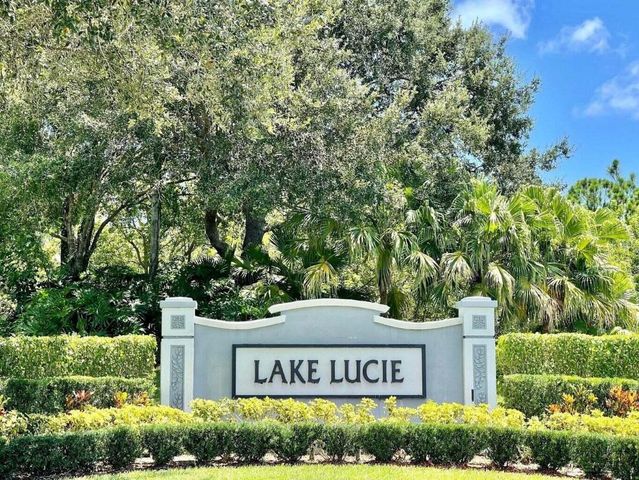 8278 Sand Pine Circle, Port St. Lucie, Port St Lucie, FL 34952