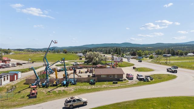 1174 Us Highway 93 N, Eureka, MT 59917