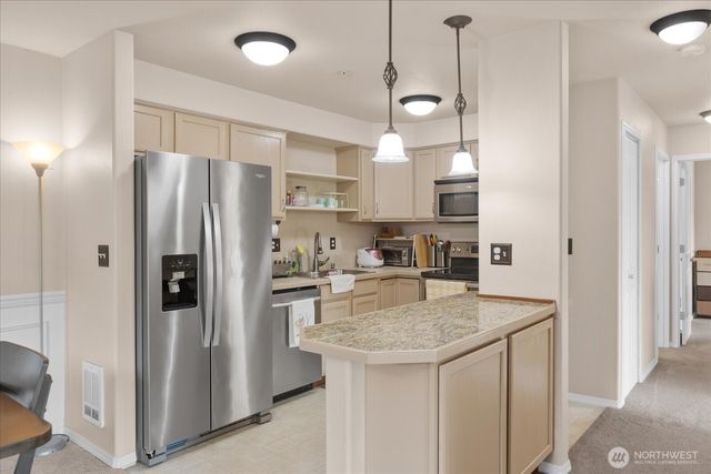 5012 146th Place NE #B202, Marysville, WA 98271