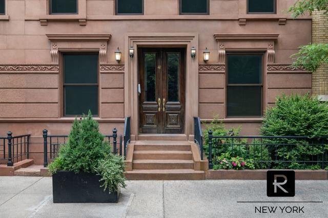 41 Jane St Apt 4B, New York City, NY 10014