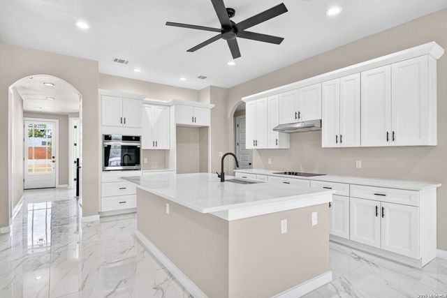 19724 Alexander Nova, Somerset, TX 78069