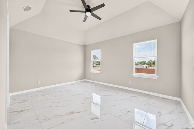 19724 Alexander Nova, Somerset, TX 78069