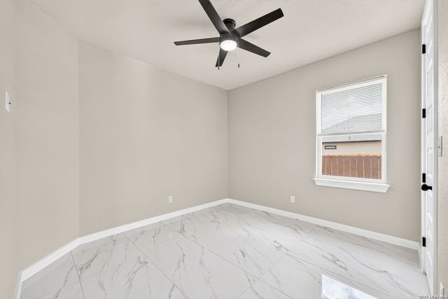 19724 Alexander Nova, Somerset, TX 78069