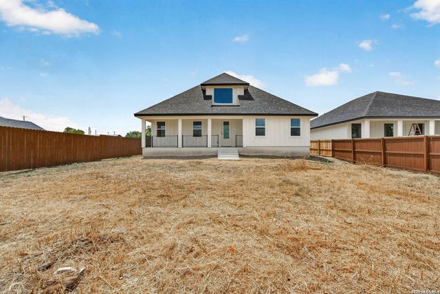 19724 Alexander Nova, Somerset, TX 78069