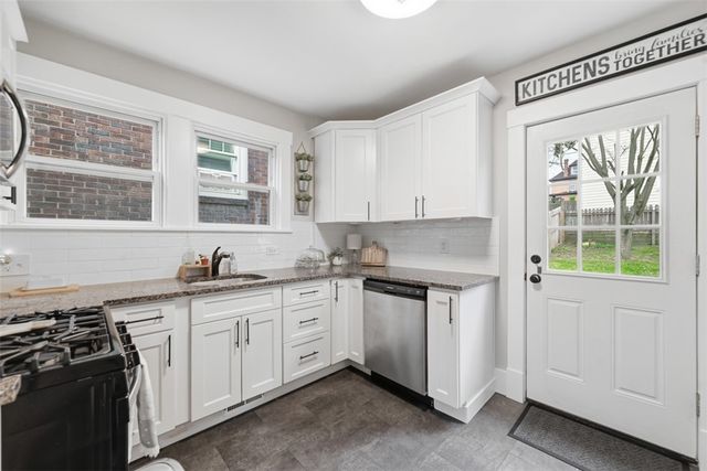 235 Grant Ave, Bellevue, PA 15202