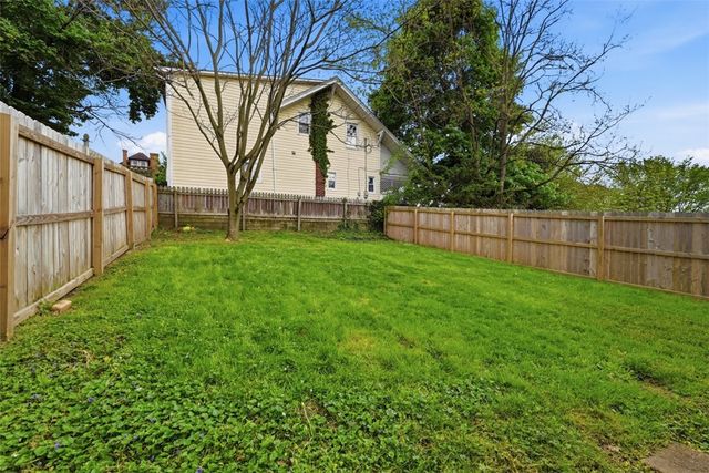 235 Grant Ave, Bellevue, PA 15202