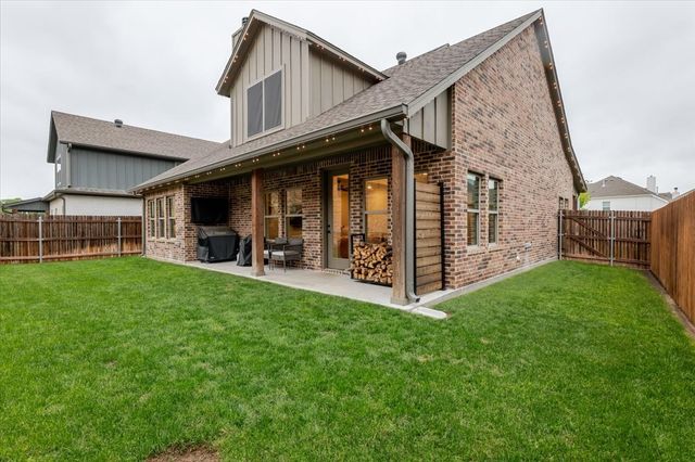 1317 THISTLE HILL Trail, Weatherford, TX 76087
