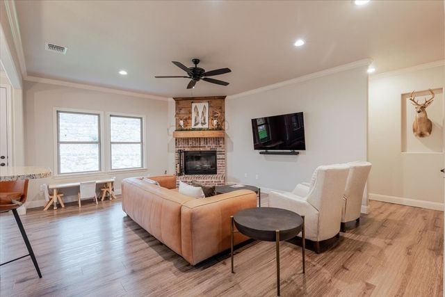 1317 THISTLE HILL Trail, Weatherford, TX 76087