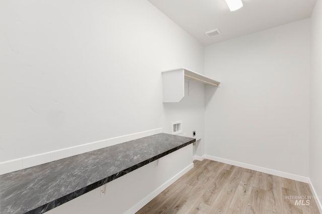 2972 N Schimigadoon Way, Eagle, ID 83616