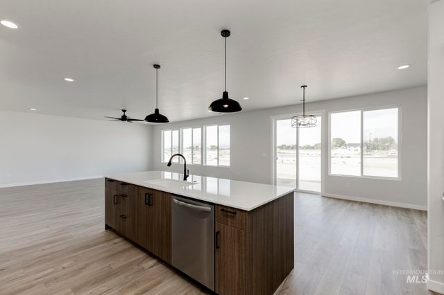 2972 N Schimigadoon Way, Eagle, ID 83616