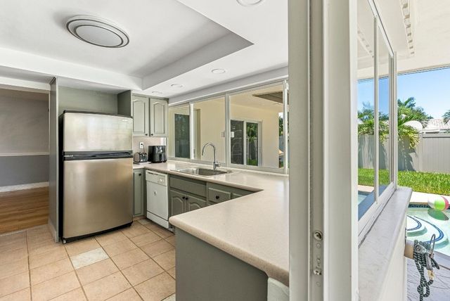 2181 NE 62nd Street, Fort Lauderdale, FL 33308