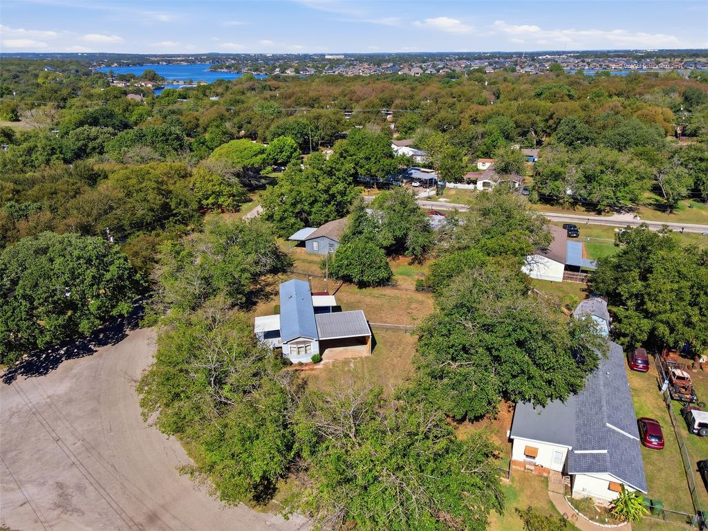 1500 Lands End Street, Granbury, TX 76048 — exterior