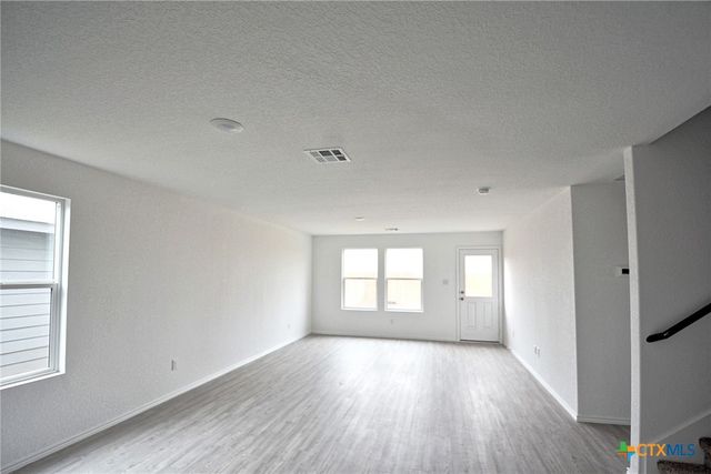 3812 Far Horizon, Seguin, TX 78155