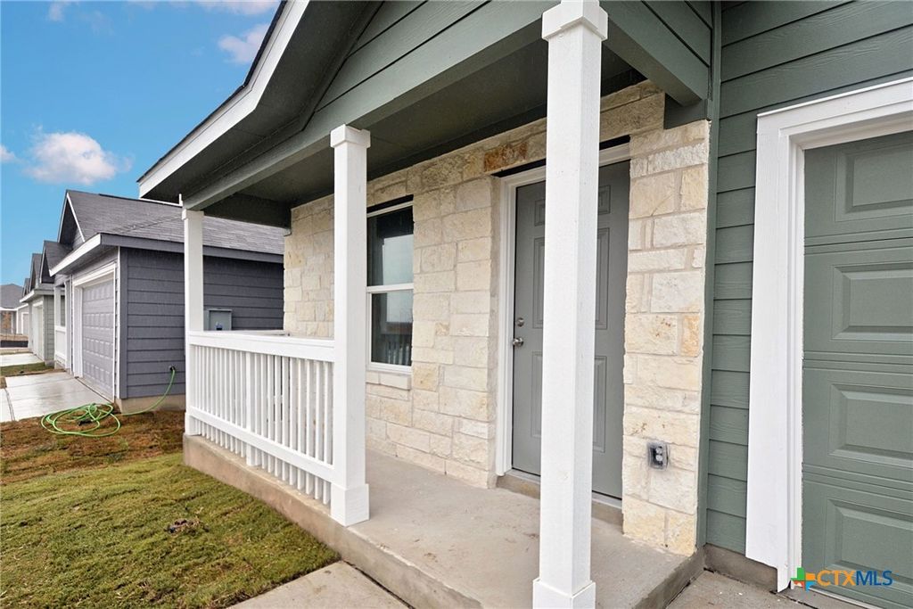3812 Far Horizon, Seguin, TX 78155