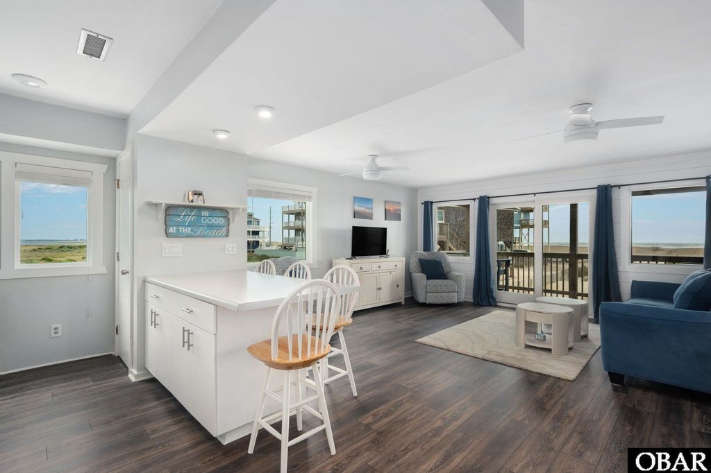 Image 6 of property listing at 56358 Nc Highway 12 8 #, Hatteras, NC 27943