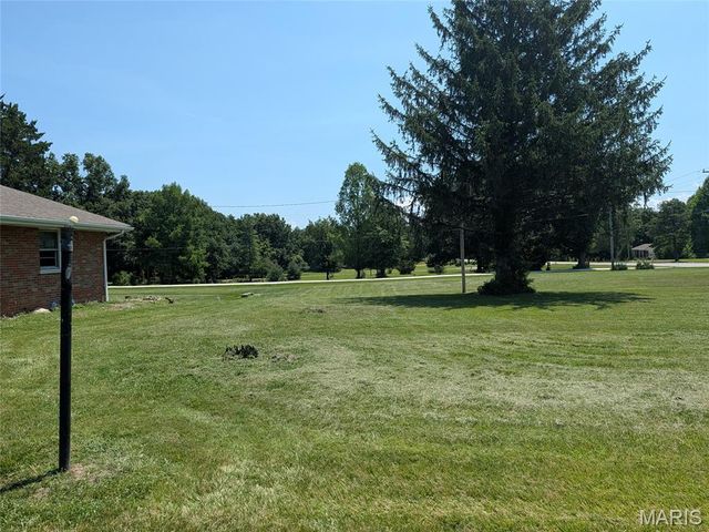 3901 Highway D, Defiance, MO 63341