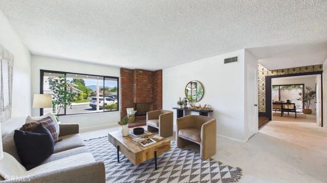 24187 Avenida Crescenta, Valencia, CA 91355