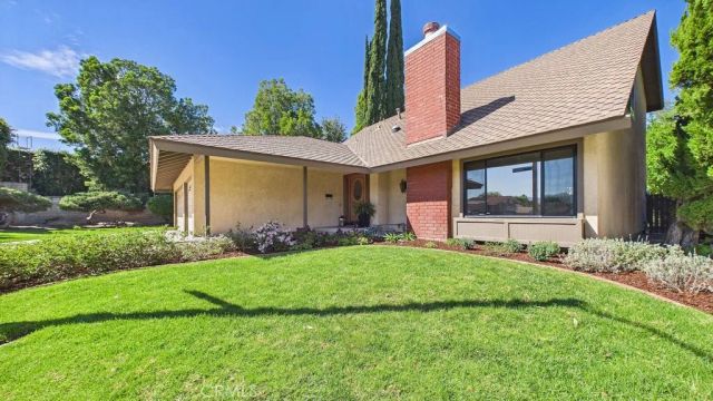 24187 Avenida Crescenta, Valencia, CA 91355
