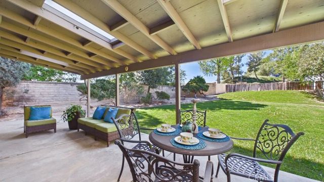 24187 Avenida Crescenta, Valencia, CA 91355