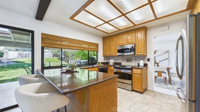 24187 Avenida Crescenta, Valencia, CA 91355