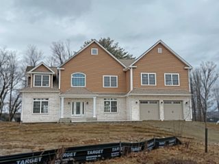 67 J Ryan Way, Watertown, CT 06795