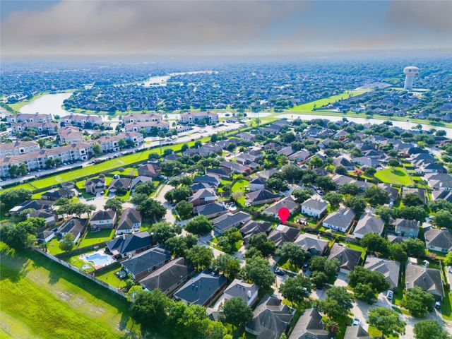 3210 Mystic Port Lane, League City, TX 77573