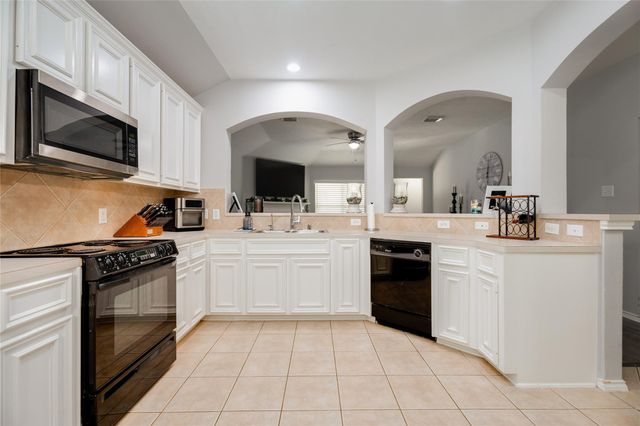 3210 Mystic Port Lane, League City, TX 77573