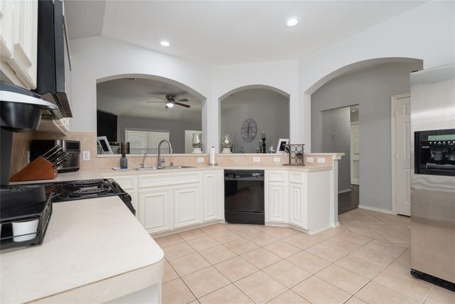 3210 Mystic Port Lane, League City, TX 77573