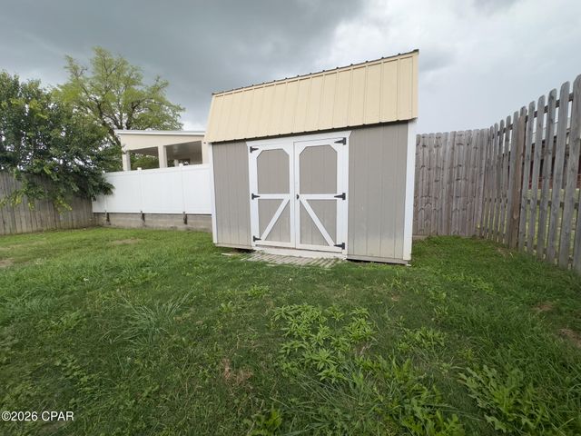 3007 5th Street, Marianna, FL 32446