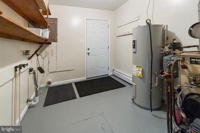 7013 TRAILS END RD, Manassas, VA 20112