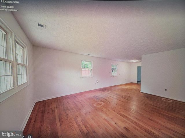 7013 TRAILS END RD, Manassas, VA 20112