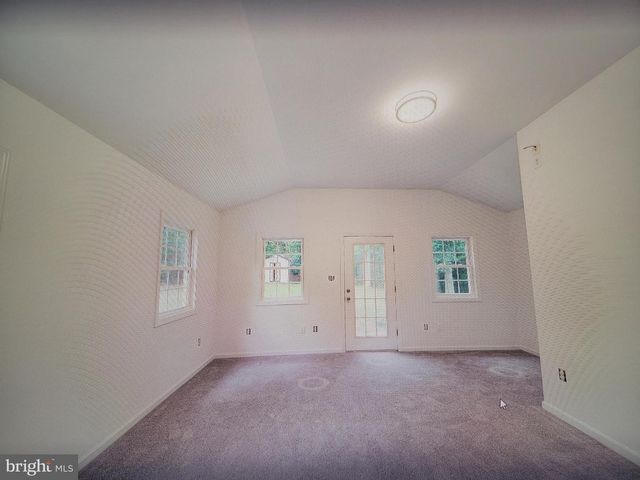 7013 TRAILS END RD, Manassas, VA 20112