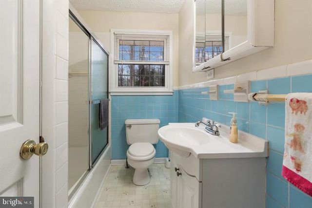 7013 TRAILS END RD, Manassas, VA 20112
