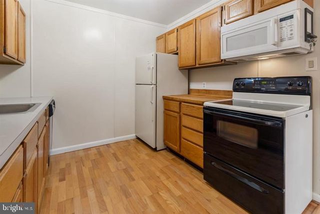 7013 TRAILS END RD, Manassas, VA 20112