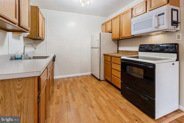 7013 TRAILS END RD, Manassas, VA 20112