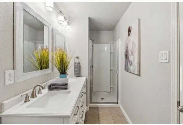 1500 Mockingbird Drive, Aubrey, TX 76227