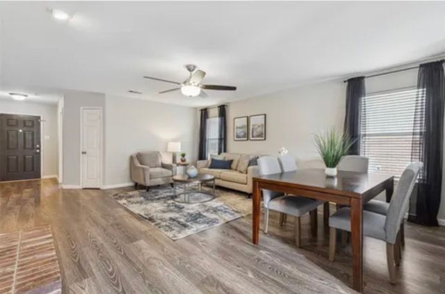 1500 Mockingbird Drive, Aubrey, TX 76227