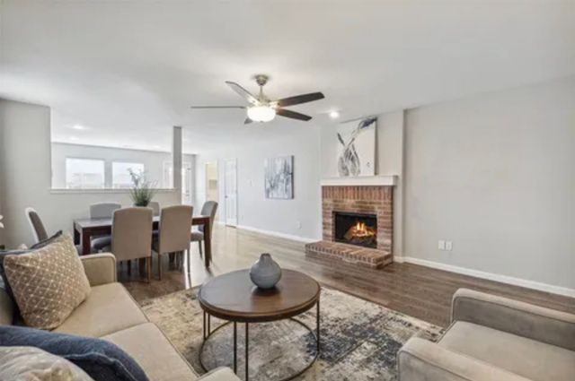 1500 Mockingbird Drive, Aubrey, TX 76227