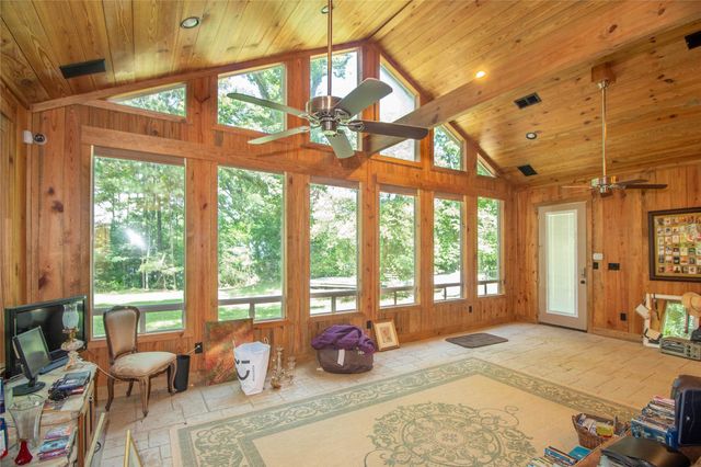 139 Grand Pine Loop, Livingston, TX 77351