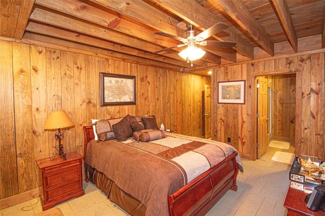 139 Grand Pine Loop, Livingston, TX 77351