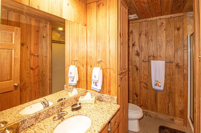 139 Grand Pine Loop, Livingston, TX 77351