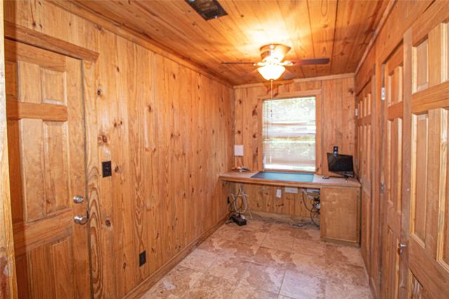 139 Grand Pine Loop, Livingston, TX 77351