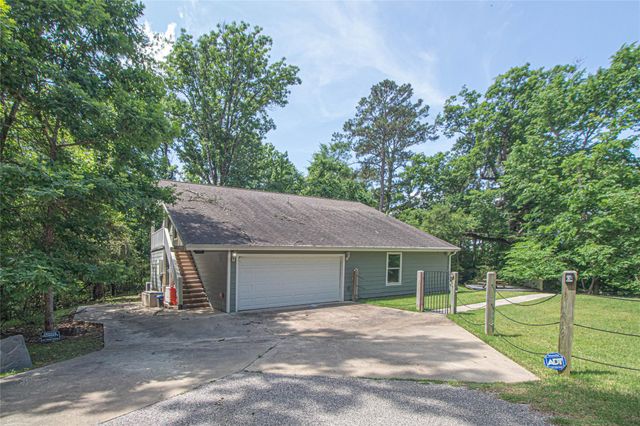 139 Grand Pine Loop, Livingston, TX 77351