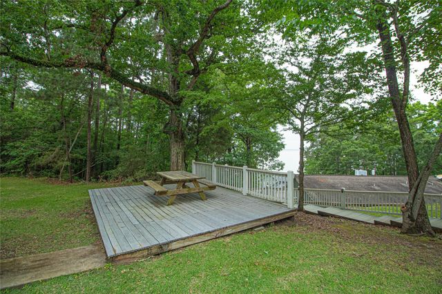 139 Grand Pine Loop, Livingston, TX 77351