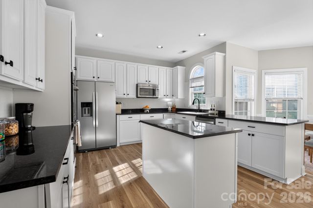 10513 Orchid Hill Lane, Charlotte, NC 28277