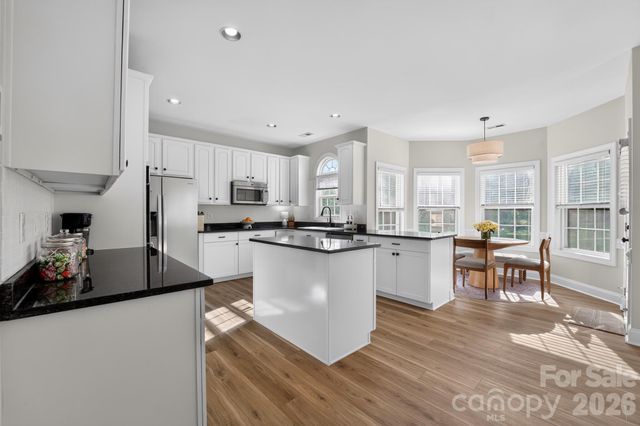 10513 Orchid Hill Lane, Charlotte, NC 28277